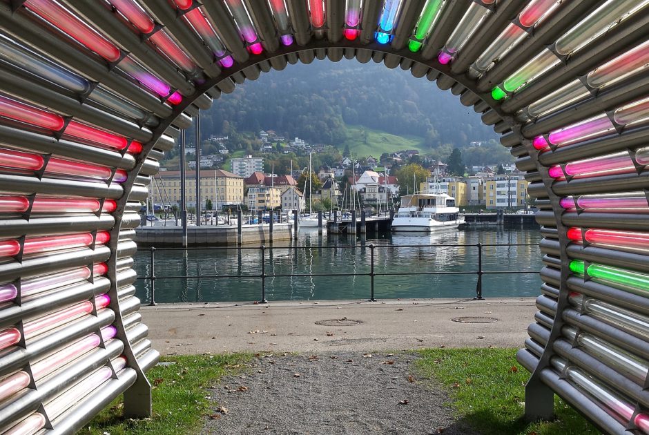 Installation Lichttunnel von Gerry Amann, Hafen Bregenz, Kunst im öffentlichen Raum (c) Bregenz Tourismus, Vorarlberg