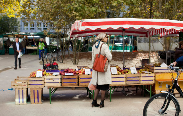 Wochenmarkt in Bregenz © Petra Rainer / Bodensee-Vorarlberg Tourismus