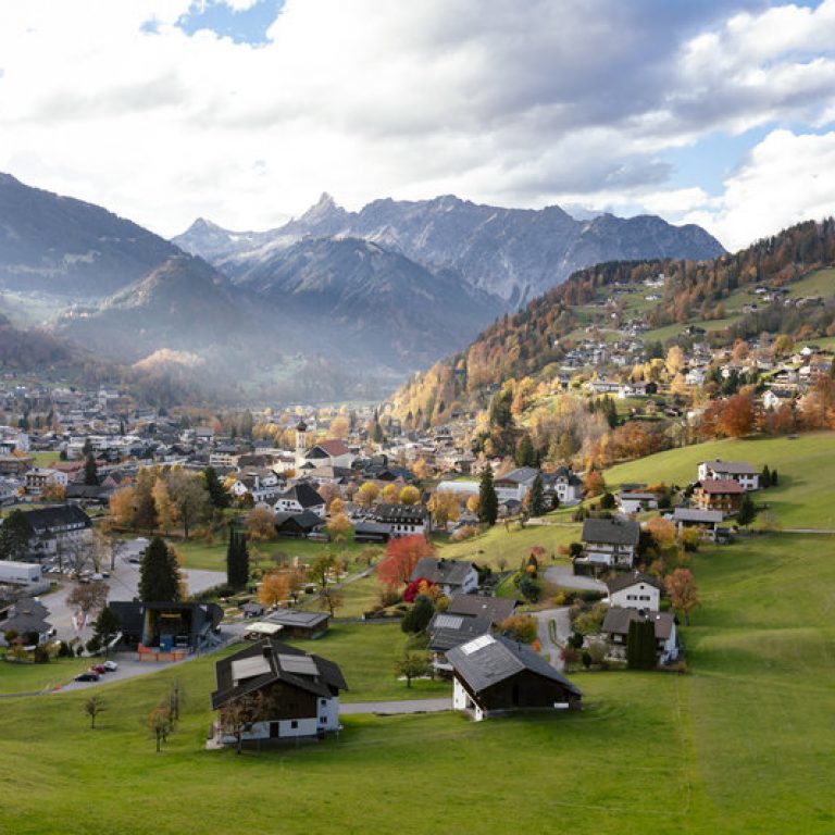 Herbstwandern im Montafon (c) Stefan Kothner, Montafon Tourismus