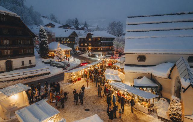 Christmas market in Schwarzenberg / Bregenzerwald (c) Manuel Spöttle