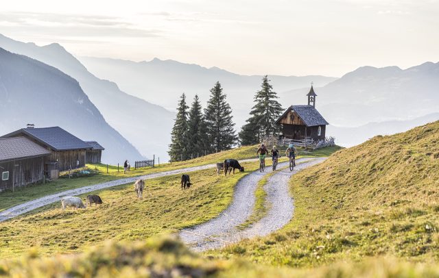 Mountainbiking rund um den Itonskopf (c) Andreas Meyer